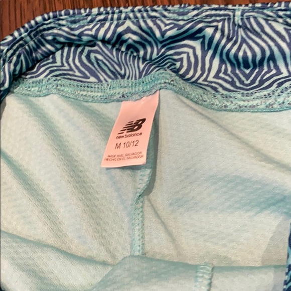 Two Pairs of girls nike shorts - Picture 3 of 6